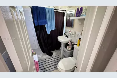 13260 NE Miami Ct, North Miami, FL 33161 - Photo 31