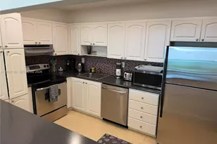 19370 Collins Ave, Sunny Isles Beach, FL 33160 - Photo 5
