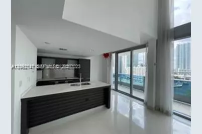 200 Biscayne Boulevard Way #901, Miami, FL 33131 - Photo 3