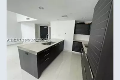 200 Biscayne Boulevard Way #901, Miami, FL 33131 - Photo 5