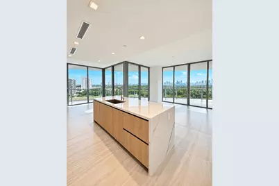 2411 Laguna Cir #1111, North Miami, FL 33181 - Photo 3