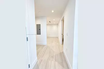 2411 Laguna Cir #1111, North Miami, FL 33181 - Photo 39
