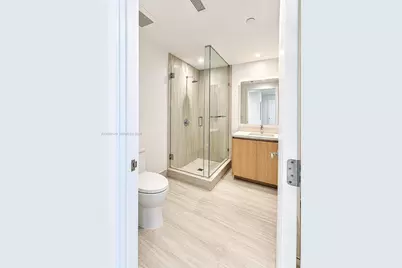 2411 Laguna Cir #1111, North Miami, FL 33181 - Photo 21