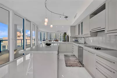 333 Las Olas Way #2807, Fort Lauderdale, FL 33301 - Photo 15