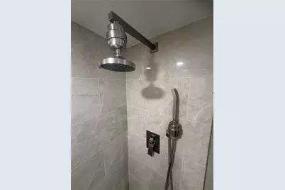 5555 Collins Ave #14G, Miami Beach, FL 33140 - Photo 45