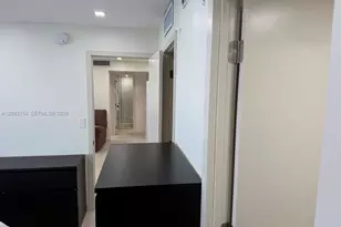 5555 Collins Ave, Miami Beach, FL 33140 - Photo 13
