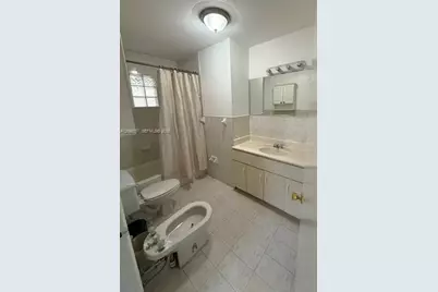 8956 NW 120th St #60, Hialeah Gardens, FL 33018 - Photo 11