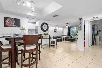3670 Inverrary Dr #1OB, Lauderhill, FL 33319 - Photo 3