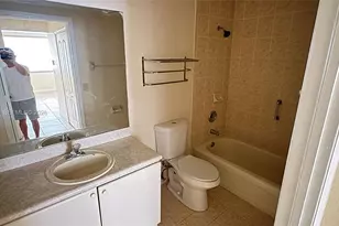 17650 NW 73rd Ave, Hialeah, FL 33015 - Photo 13