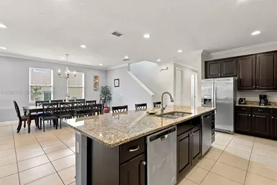 7646 Wilmington Loop, Kissimmee, FL 34747 - Photo 7