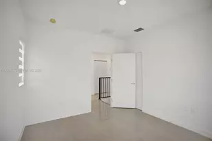 1135 NW 1st St, Florida City, FL 33034 - Photo 27