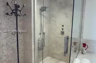 17121 Collins Ave, Sunny Isles Beach, FL 33160 - Photo 15