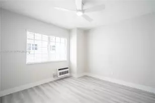 2418 Flamingo Dr, Miami Beach, FL 33140 - Photo 9