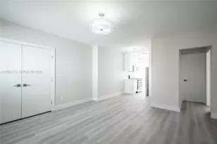 2418 Flamingo Dr, Miami Beach, FL 33140 - Photo 3