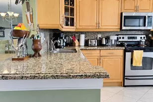 1000 NE 14th Ave, Hallandale Beach, FL 33009 - Photo 5