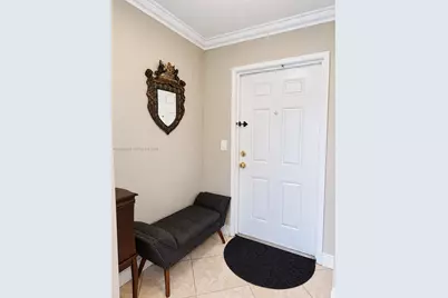 1000 NE 14th Ave #703, Hallandale Beach, FL 33009 - Photo 3