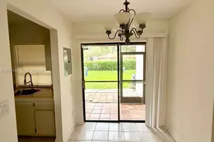 531 NW 103rd Terrace, Pembroke Pines, FL 33026 - Photo 5