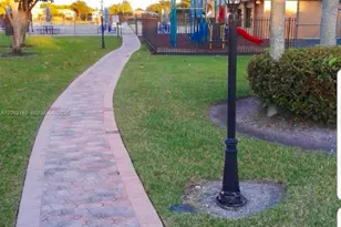 531 NW 103rd Terrace, Pembroke Pines, FL 33026 - Photo 27