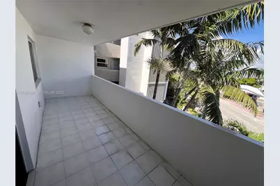 2000 Biarritz Dr #407, Miami Beach, FL 33141 - Photo 31
