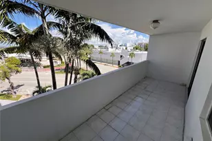2000 Biarritz Dr, Miami Beach, FL 33141 - Photo 35