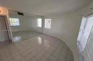 2000 Biarritz Dr, Miami Beach, FL 33141 - Photo 25
