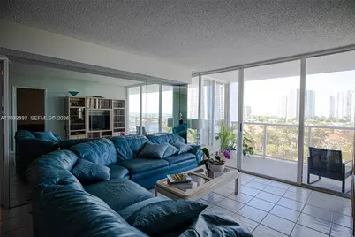 3701 N Country Club Dr #902, Aventura, FL 33180 - Photo 5