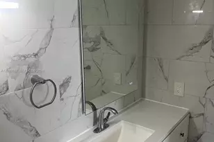 3701 N Country Club Dr, Aventura, FL 33180 - Photo 13