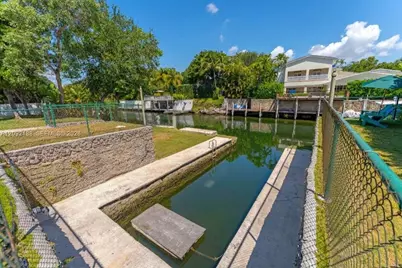 739 S Alhambra Cir, Coral Gables, FL 33146 - Photo 11