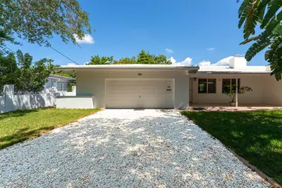 739 S Alhambra Cir, Coral Gables, FL 33146 - Photo 9