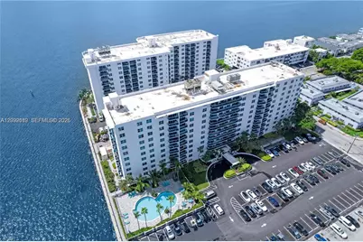 7501 E Treasure Dr #2M, North Bay Village, FL 33141 - Photo 3