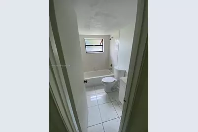 2715 W 66th St #13-21, Hialeah, FL 33016 - Photo 5