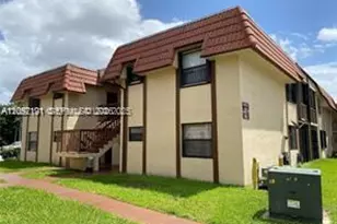 2715 W 66th St, Hialeah, FL 33016 - Photo 3