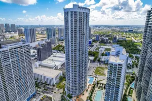 1750 N Bayshore Dr, Miami, FL 33132 - Photo 3