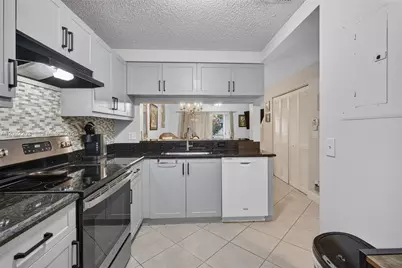 3176 SW 50th St, Dania Beach, FL 33312 - Photo 5