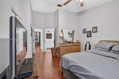 3176 SW 50th St, Dania Beach, FL 33312 - Photo 17