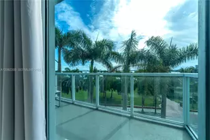 1900 N Bayshore Dr, Miami, FL 33132 - Photo 39