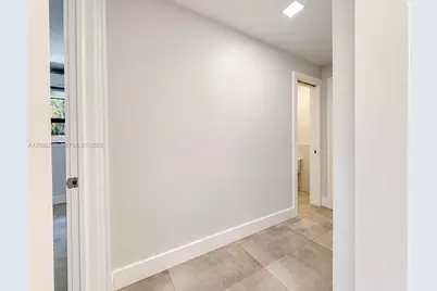 551 NE 26th St #w, Wilton Manors, FL 33305 - Photo 9