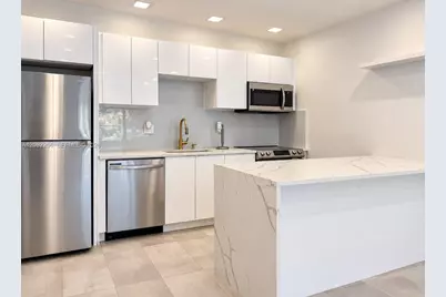 551 NE 26th St #w, Wilton Manors, FL 33305 - Photo 1