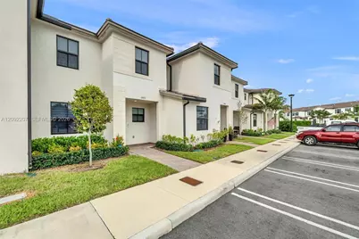 12871 SW 233rd Ter #12871, Homestead, FL 33032 - Photo 5