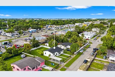 9616 NW 26th Ave, Miami, FL 33147 - Photo 15