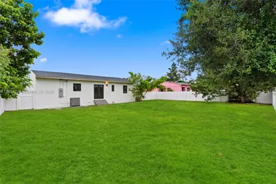 9616 NW 26th Ave, Miami, FL 33147 - Photo 47