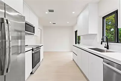 9616 NW 26th Ave, Miami, FL 33147 - Photo 27