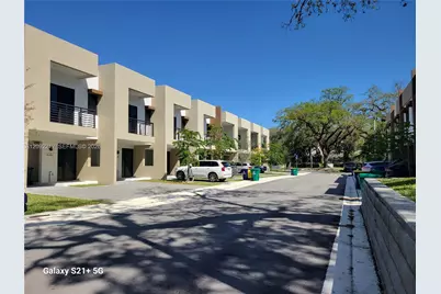 4141 N Oak Pl, Dania Beach, FL 33314 - Photo 1