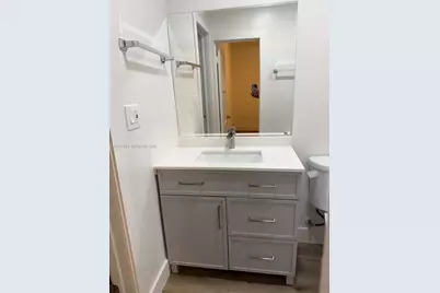 41 NW 34th Ave #1, Miami, FL 33125 - Photo 5