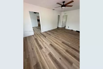 41 NW 34th Ave #1, Miami, FL 33125 - Photo 15