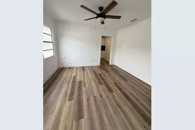 41 NW 34th Ave #1, Miami, FL 33125 - Photo 9