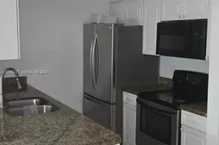 746 NW 103rd Terrace, Pembroke Pines, FL 33026 - Photo 3