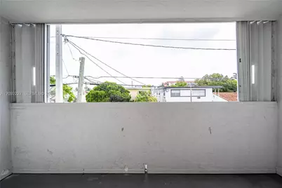 7850 Byron Ave #207, Miami Beach, FL 33141 - Photo 25