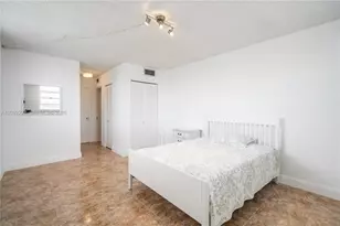 7850 Byron Ave, Miami Beach, FL 33141 - Photo 19