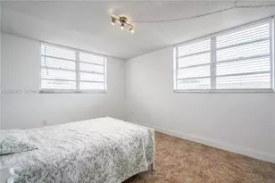7850 Byron Ave, Miami Beach, FL 33141 - Photo 21